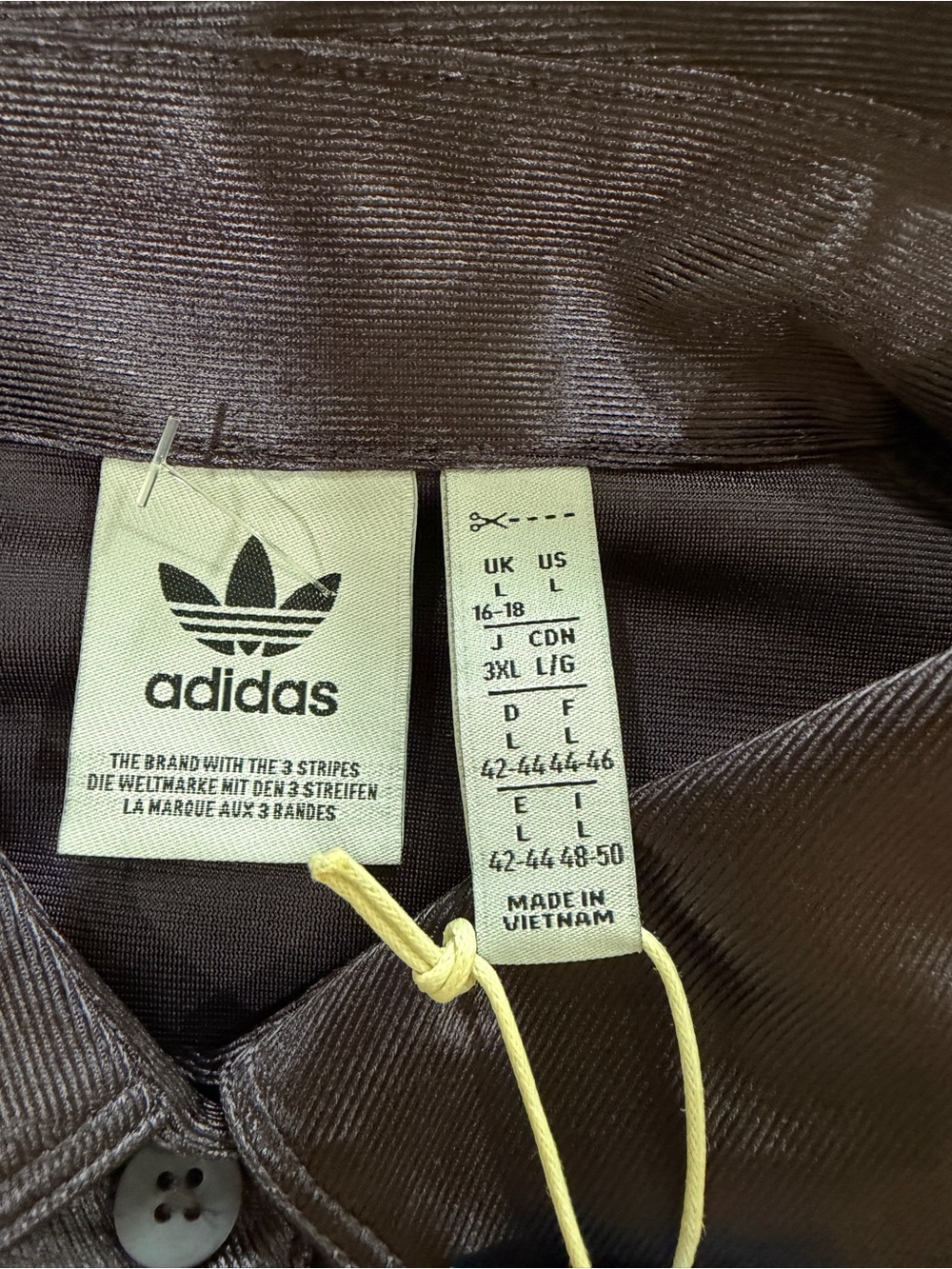 Adidas - Picture 4 of 7